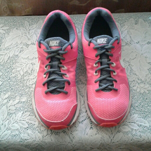 Nike Shoes - Nike Women's Sneakers